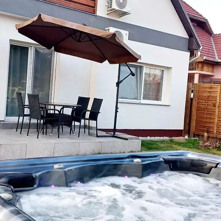 In - Balaton 53496 Apartamento